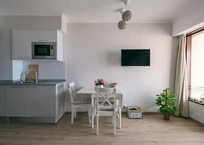 Binis 아파트 푼샬